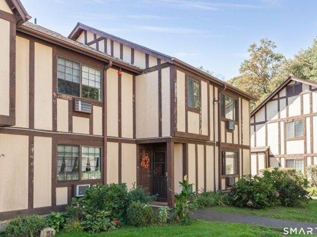 Condo for sale in Milford, South Central Connecticut Planning Region
