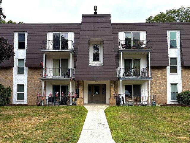 Condo for sale in Milford, Massachusetts