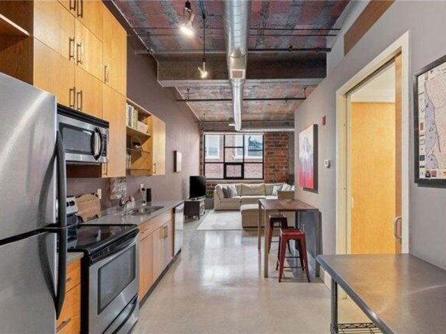 Condo for sale in Hennepin, Minnesota