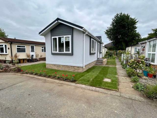 House for sale in Broxbourne, Hertfordshire