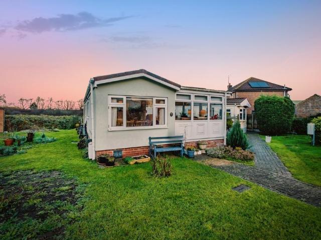 Park Home for sale in Horsham, West Sussex