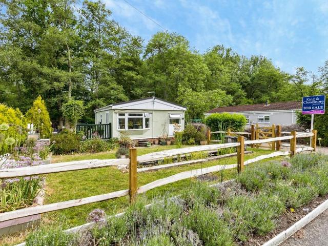 Park Home for sale in Perryfields, West Sussex