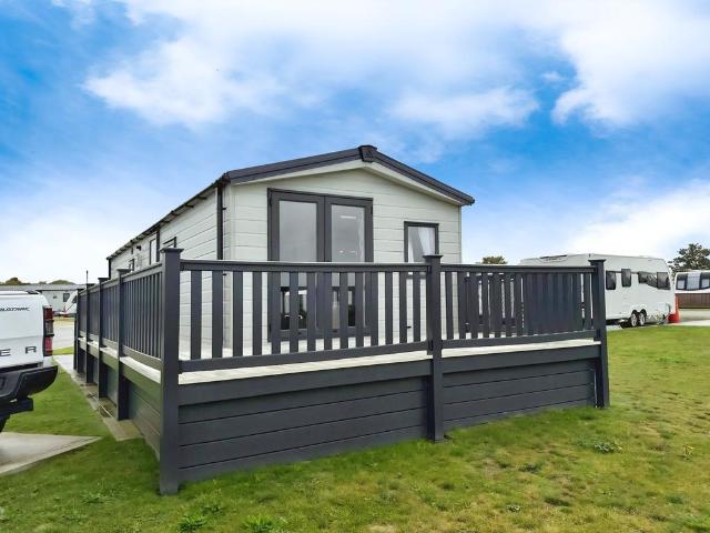 Park Home for sale in Ingleby, Lincolnshire
