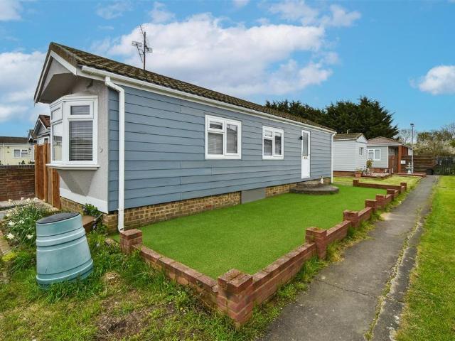 Park Home for sale in Blackmore, Hook End and Wyatts Green, Navestock Side