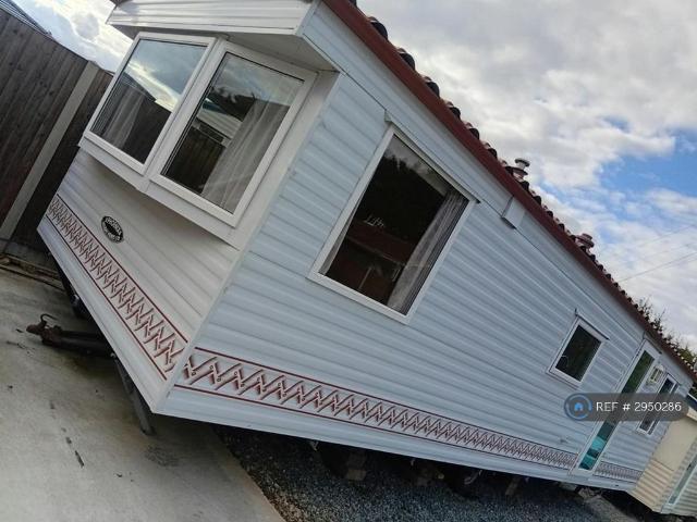 Park Home for rent in Rowledge, Waverley
