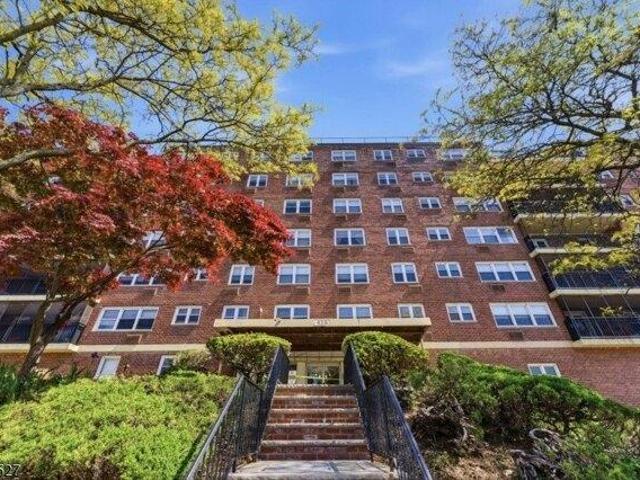 Condo for sale in Montclair, New Jersey