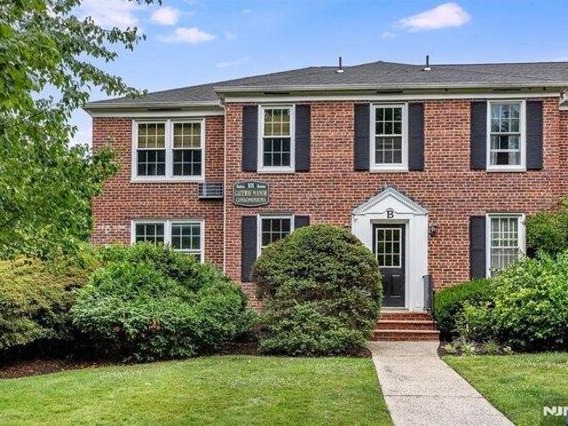 Condo for sale in Montclair, Essex County