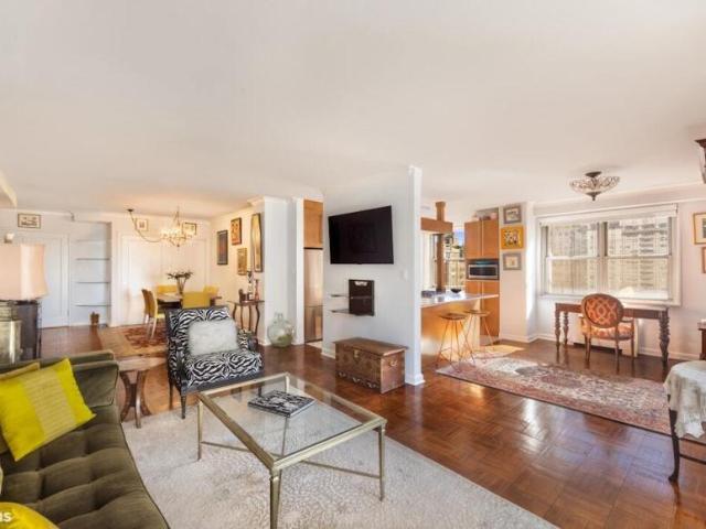 Apartment for sale in Arverne, New York