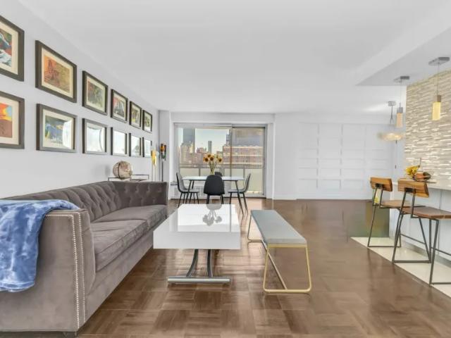Apartment for sale in Arverne, New York