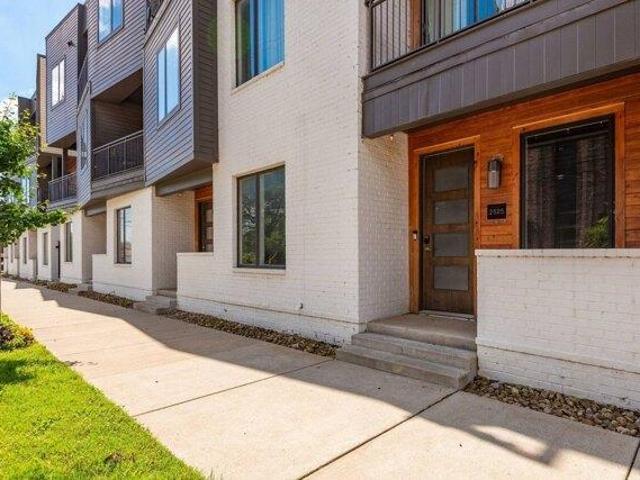 Condo for sale in Nashville, Tennessee
