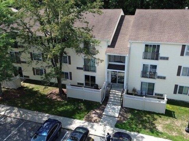 Condo for sale in Natick, Massachusetts