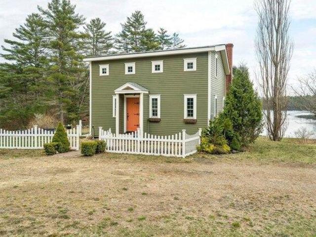 House for sale in New Hampshire