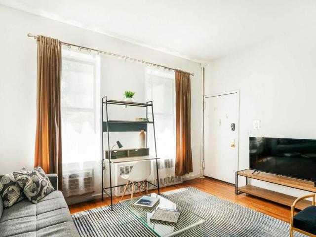 Apartment for rent in Manhattan Community Board 6, New York