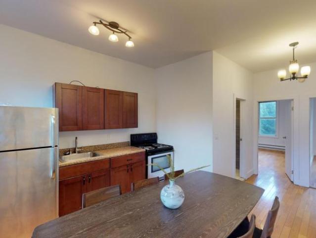 Room for rent in Arverne, New York