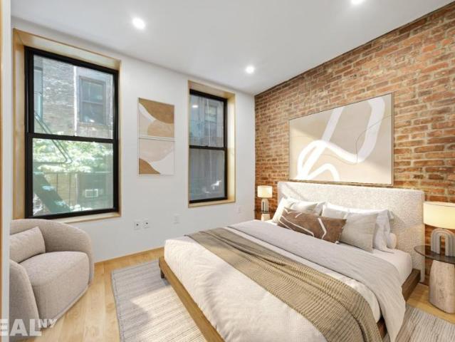Apartment for sale in Arverne, New York