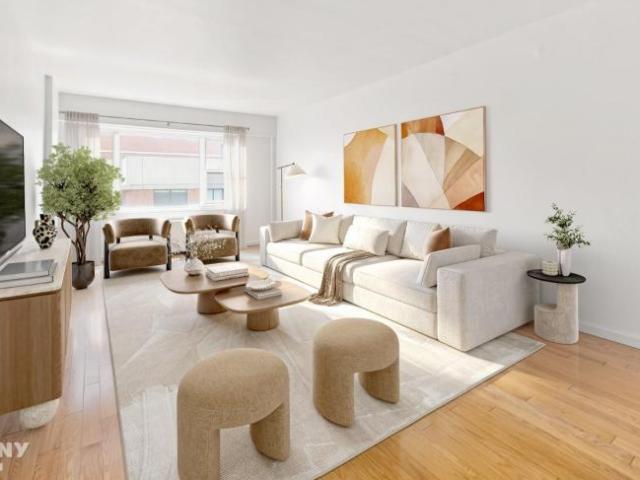 Condo for sale in Manhattan Community Board 3, New York