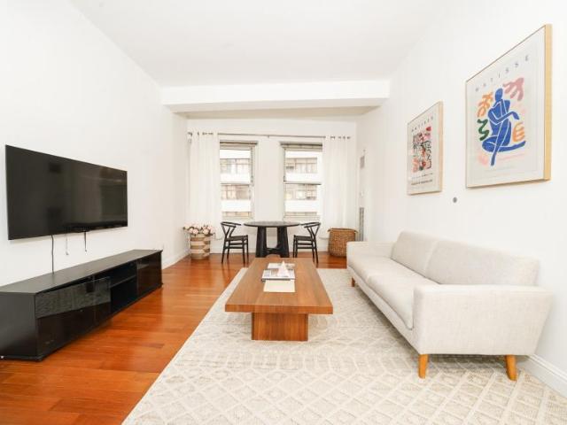 Condo for sale in Arverne, New York