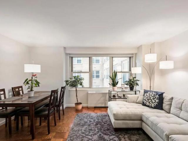 Apartment for sale in Arverne, New York
