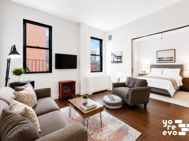 Apartment for sale in Arverne, New York