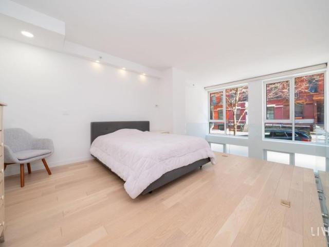 Condo for sale in Arverne, New York