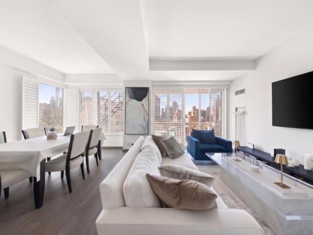 Condo for sale in Arverne, New York