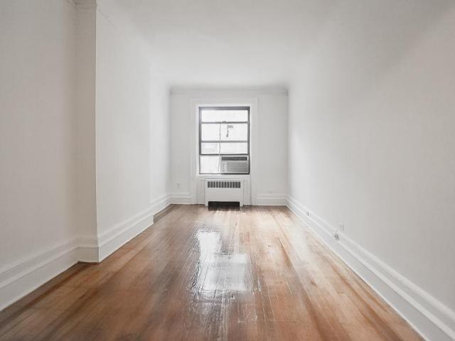 Condo for rent in Arverne, New York