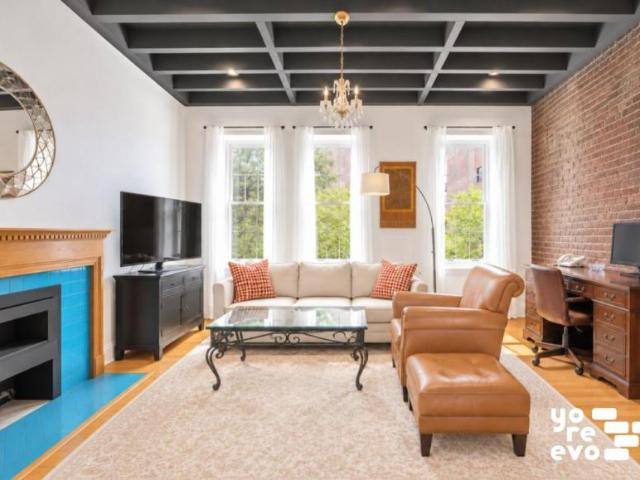 Apartment for sale in Arverne, New York