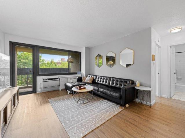 Apartment for sale in Arverne, New York