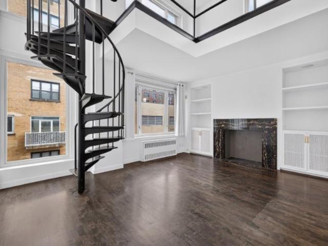 Apartment for sale in Arverne, New York