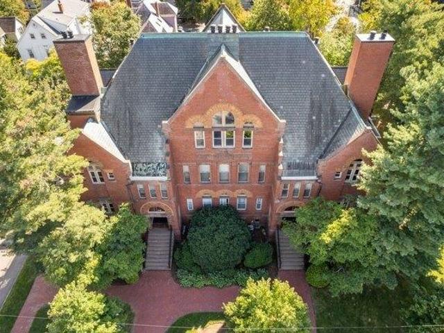 Condo for sale in Newtonville, Newton
