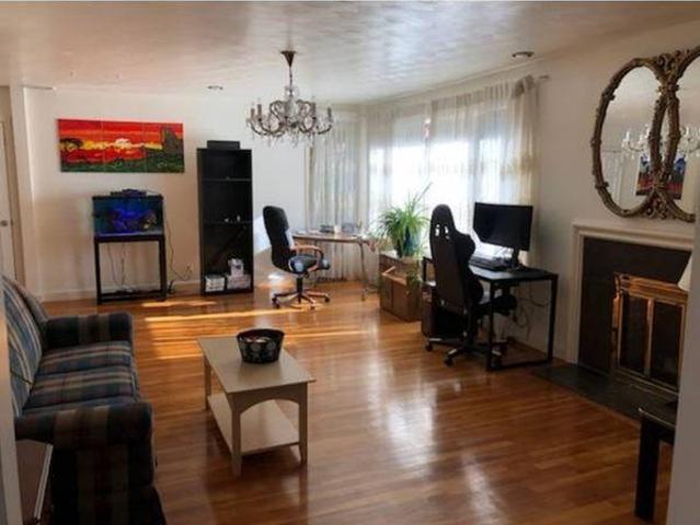 Room for rent in Auburndale, Massachusetts