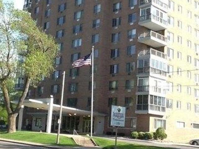 Condo for sale in Niagara, New York