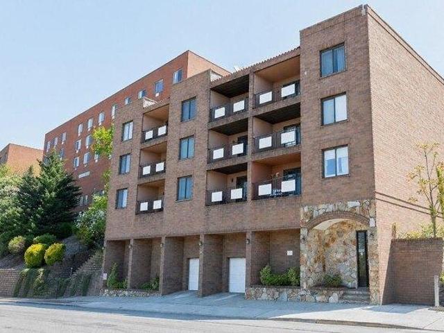 Condo for sale in Hudson, New Jersey