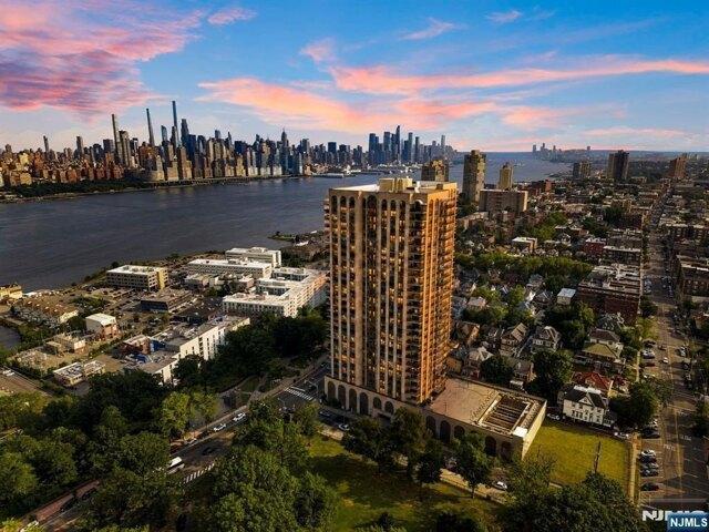 Condo for sale in Hudson, New Jersey