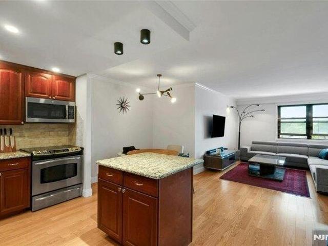 Condo for sale in Hudson, New Jersey