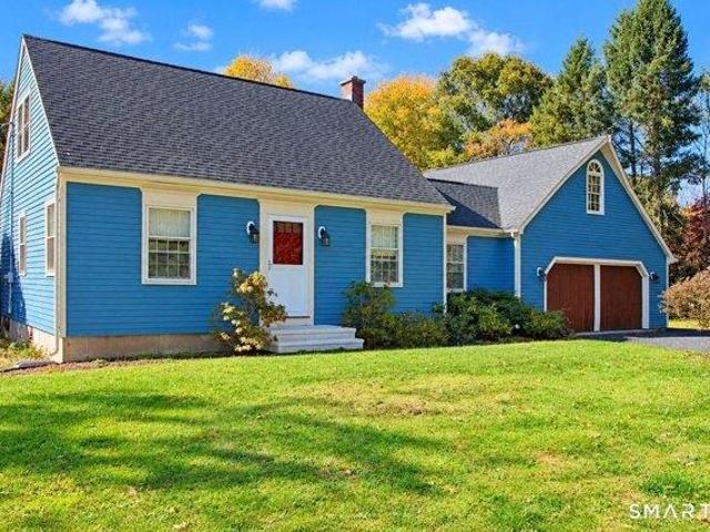 House for sale in Northford, North Branford