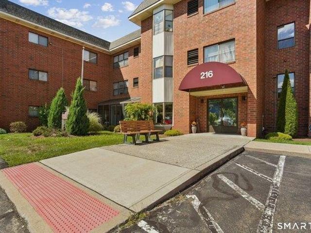 Condo for sale in Montowese, North Haven