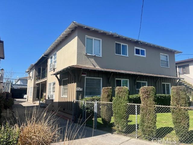 Apartment for rent in Canoga Park, California