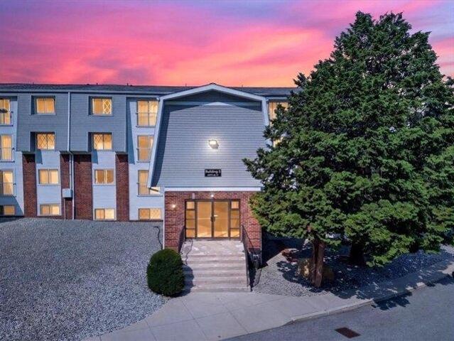 Condo for sale in North Providence, Rhode Island