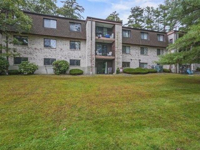 Condo for sale in North Reading, Massachusetts