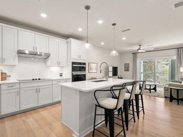Condo for sale in North Reading, Massachusetts