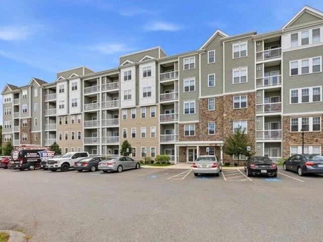 Condo for sale in North Reading, Massachusetts