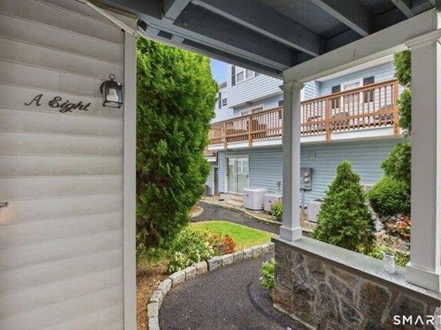 Condo for sale in Morningside Gardens, Norwalk