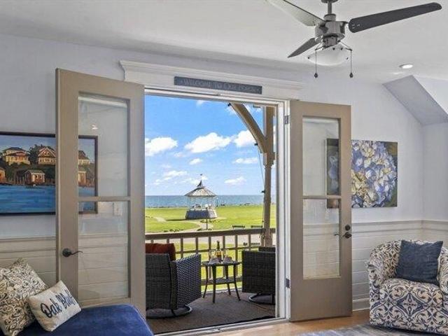 Condo for sale in Oak Bluffs, Massachusetts