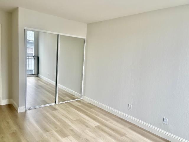 Condo for rent in Oakland