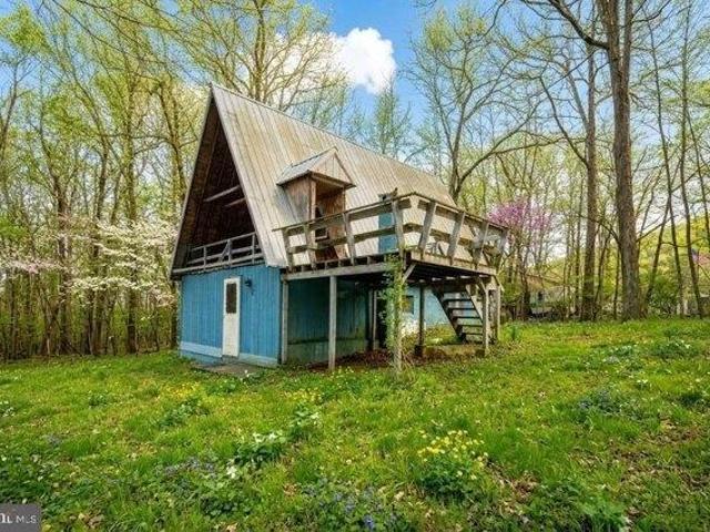 House for sale in Garrett, Maryland