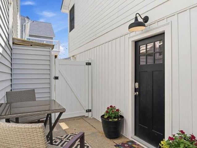 Condo for sale in Ocean City, New Jersey
