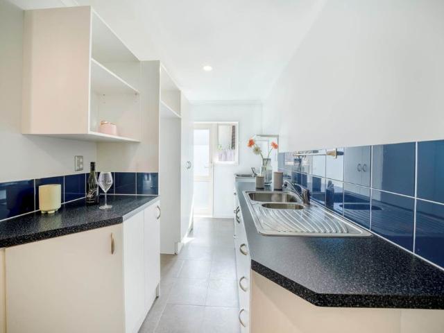 House for rent in Paremoremo