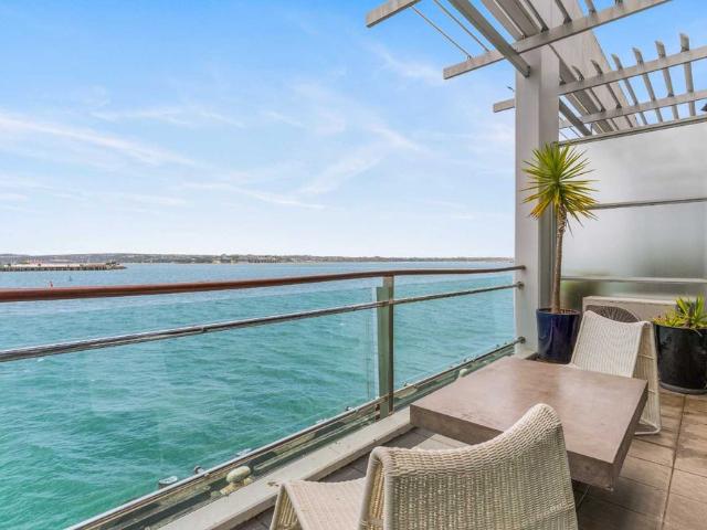 Apartment for rent in Princes Wharf, Auckland