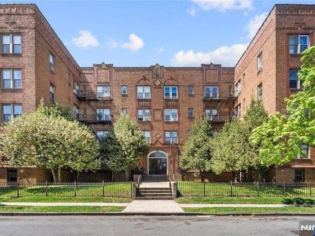 Condo for sale in Orange, New Jersey